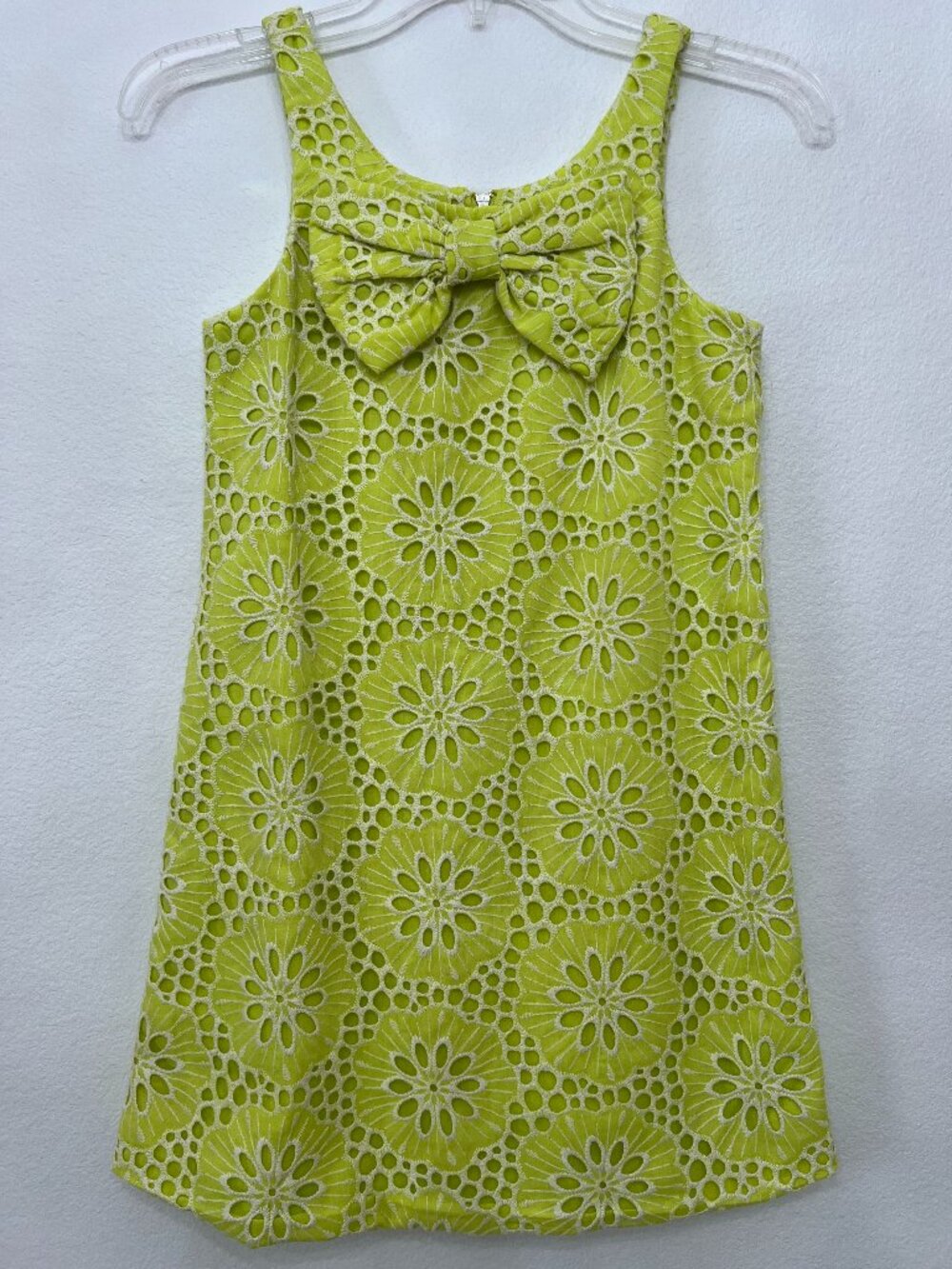 Gianni Bini Big Girls' Bow Front Sleeveless Eyelet Shift Dress in Green 10